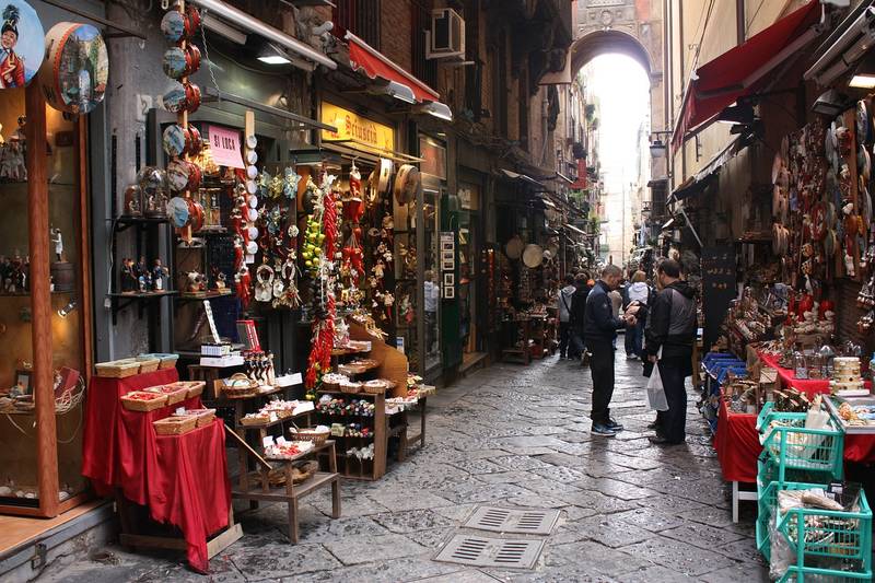 Покупки в городе Неаполь