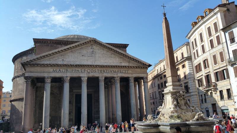 Римский Пантеон в городе Рим