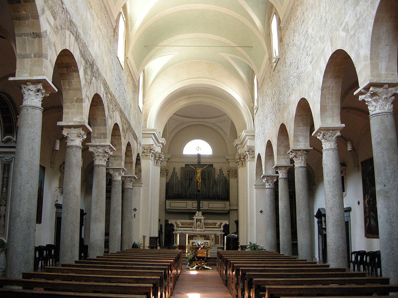 Старинная церковь в итальянском городе Пиза