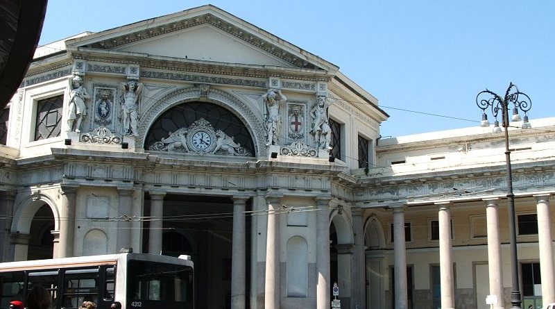Железнодорожный вокзал в городе Генуя