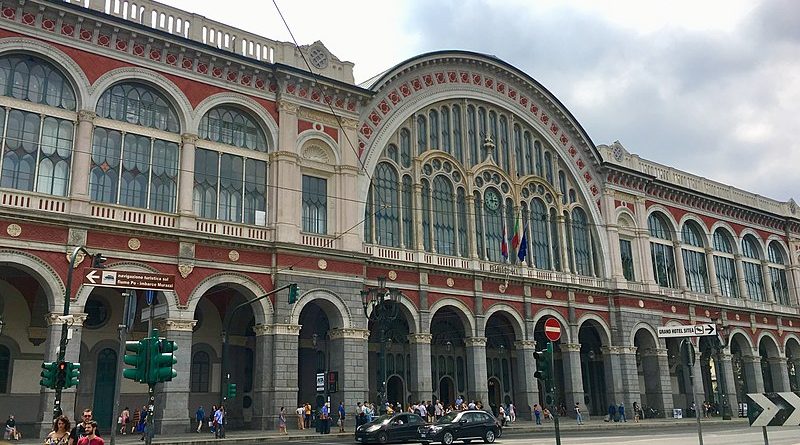 Железнодорожный вокзал в Турине