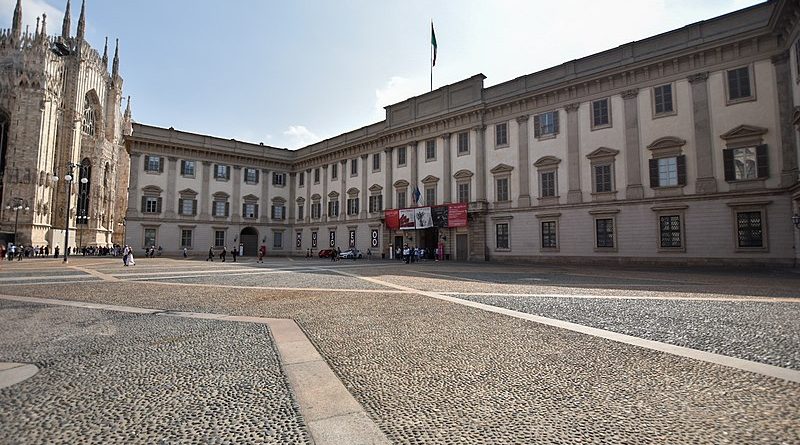 Королевский дворец в Милане