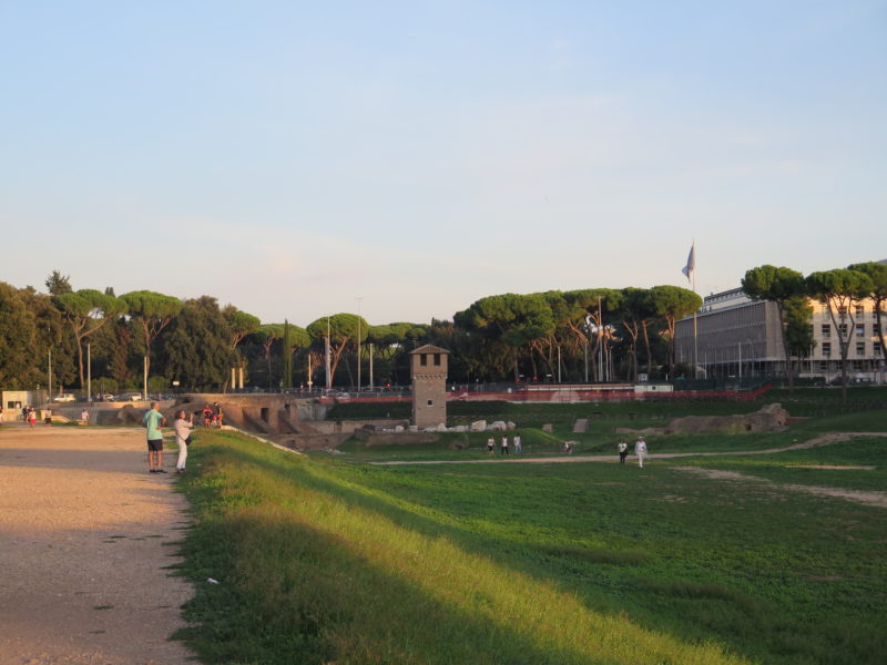 Вид на большой цирк Древнего Рима