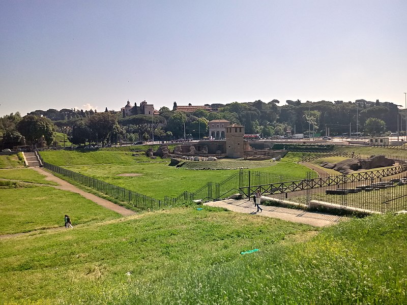 Красивое фото большого цирка Древнего Рима