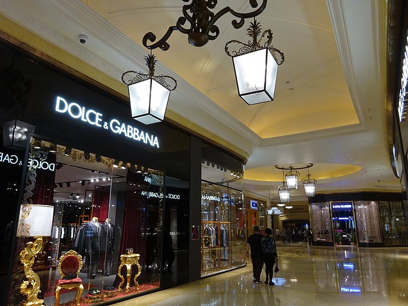 Магазины одежды и аксессуаров Dolce&Gabbana