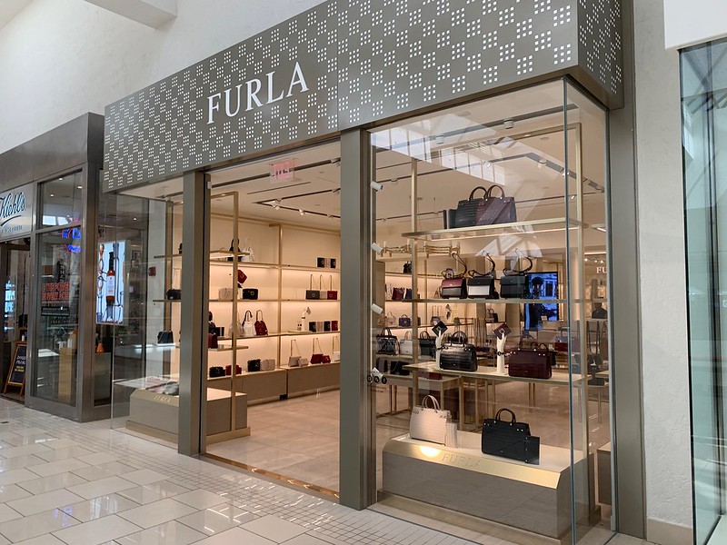 Магазины Furla в Италии