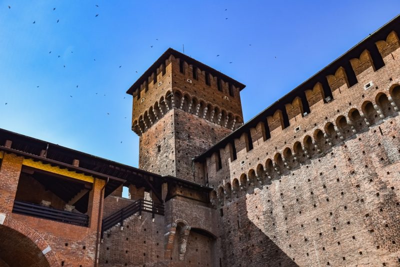 Сторожевая башня в замке Сфорца в Милане