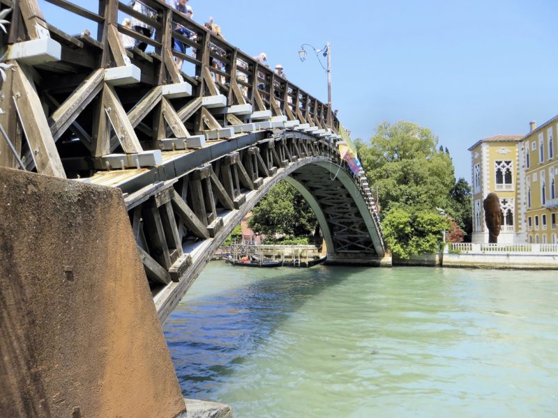 Фото моста Академии в Венеции
