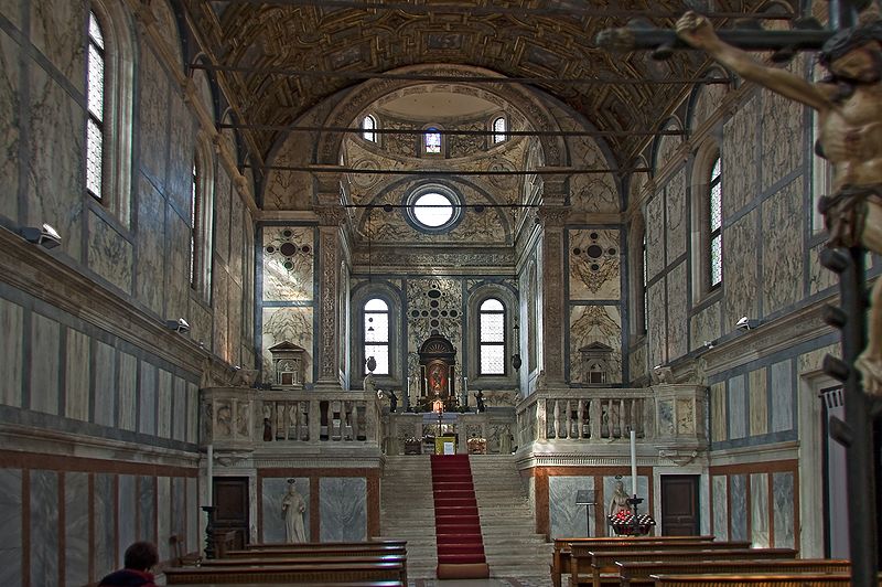 Красивое фото церкви Санта-Мария-деи-Мираколи в Венеции