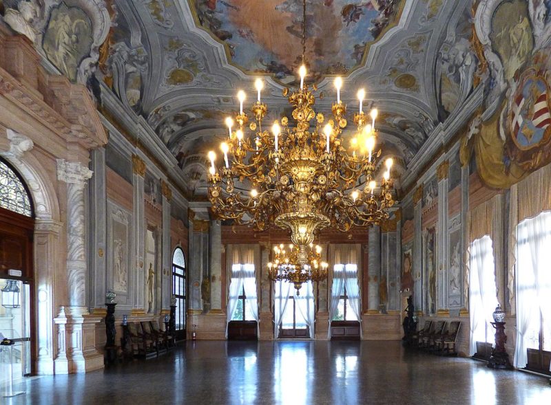 Венецианский дворец Ка' Реццонико