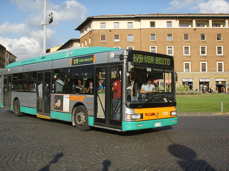 Городской автобус во Флоренции