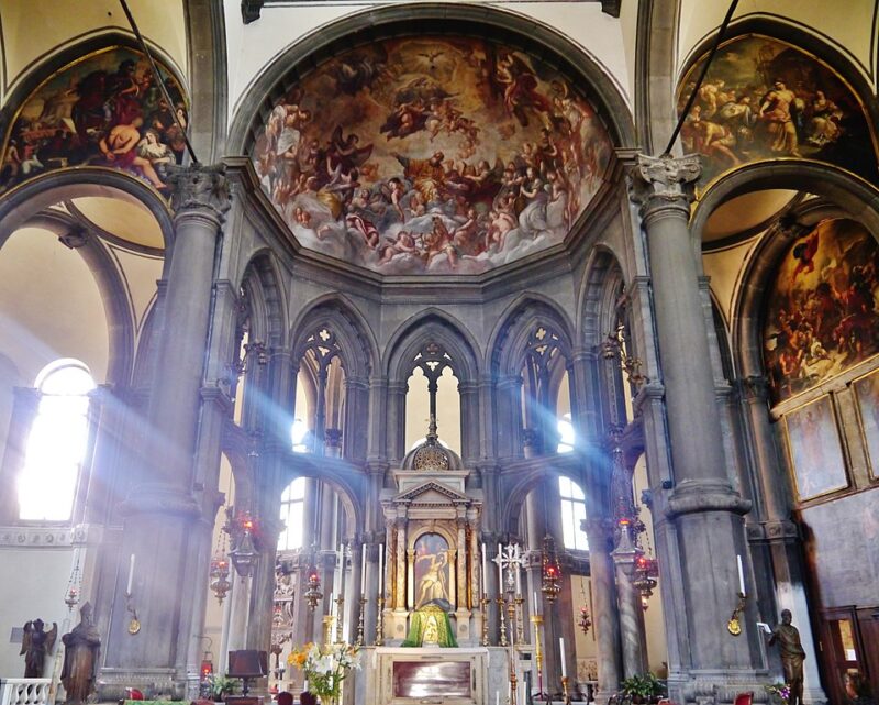 Алтарь в церкви Сан-Заккариа в Венеции