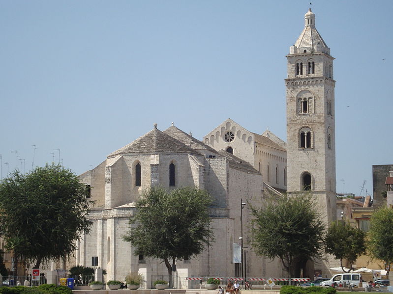 Кафедральный Собор Санта Мария Маджоре в итальянском городе Барлетта
