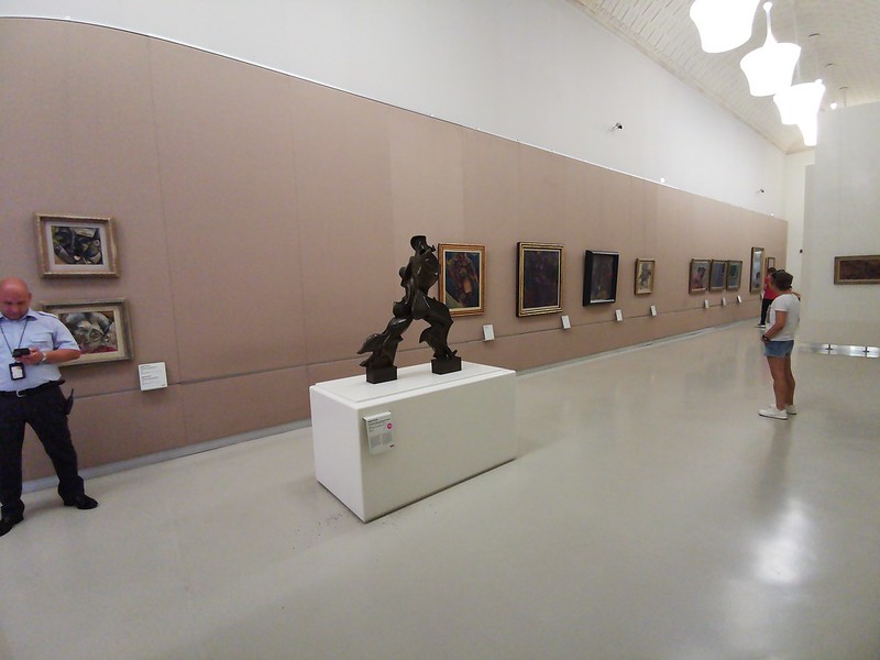 Посетители в музее Новеченто в Милане
