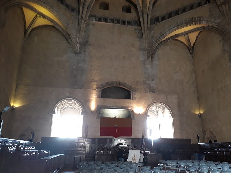 Зал баронов в замке Кастель-Нуово в городе Неаполь